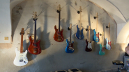 Výstava gitár M. Juríčka_7