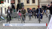 Mladí pretekári súťažili, retro cyklisti bavili