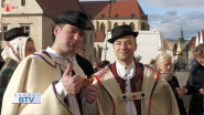Kačur opäť zaklopal na bránu mesta
