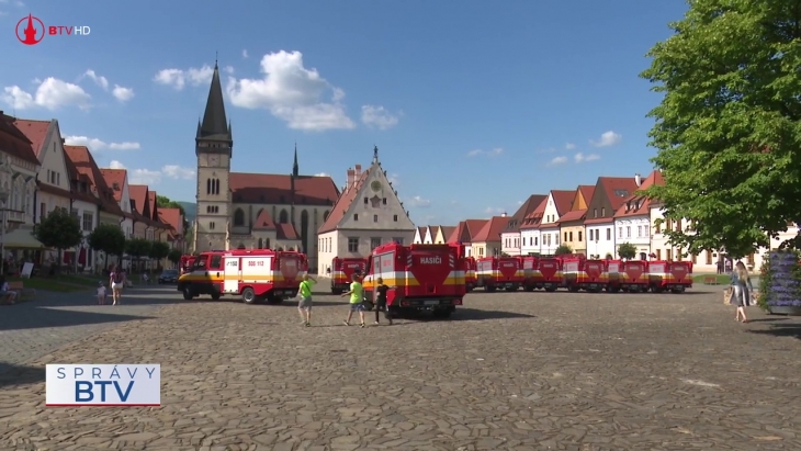Obce dostali 13 hasičských vozidiel