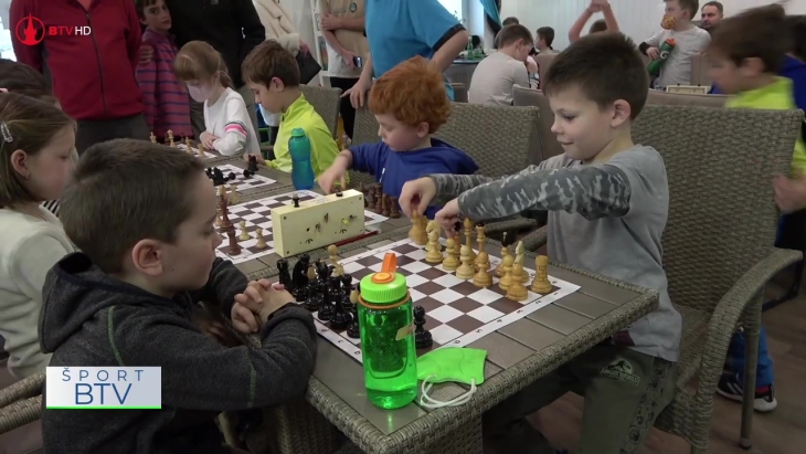 Mladí šachisti