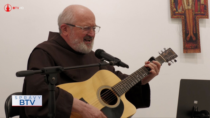 František z Assisi v centre výstavy