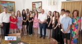 Mesto ocenilo žiakov s vyznamenaním