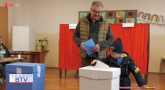 K volebným urnám prišlo už tisíce voličov